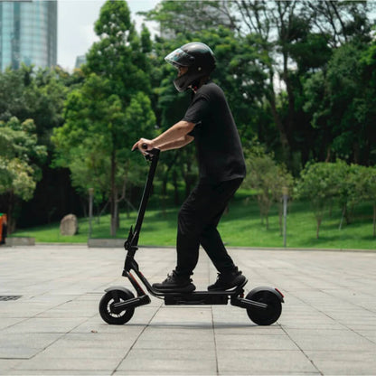 Apollo Explore 2.0 Electric Scooter, Smooth, Powerful, Ready to Roll