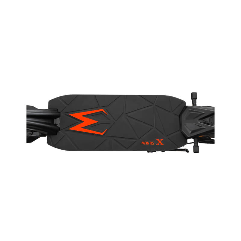 140mm disc brakes, adjustable suspension and 3.0-inch CST tires