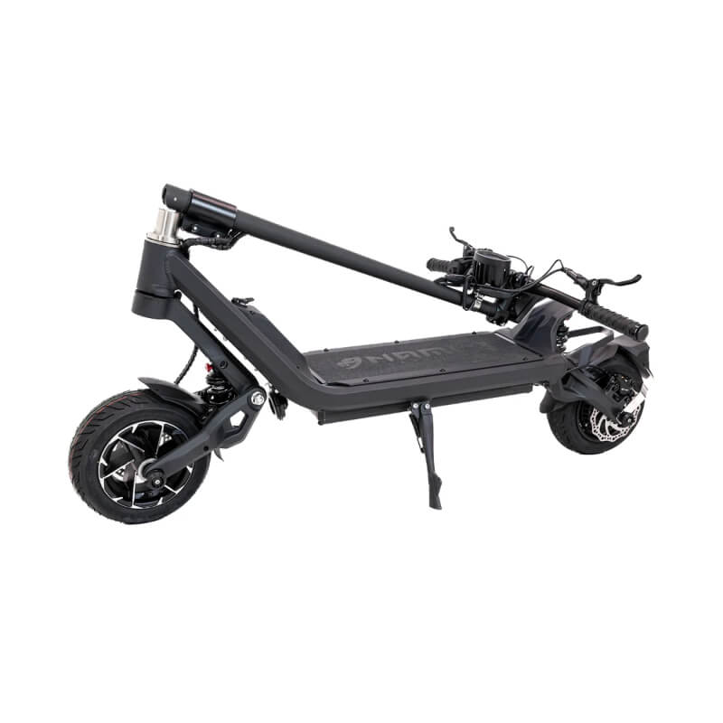 IPX5 scooter protection with integrated LED turn signals